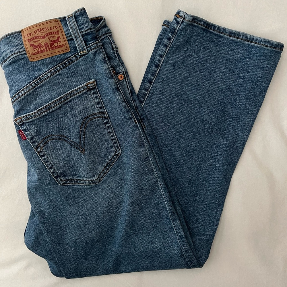 Levi’s rib cage straight ankle Jean